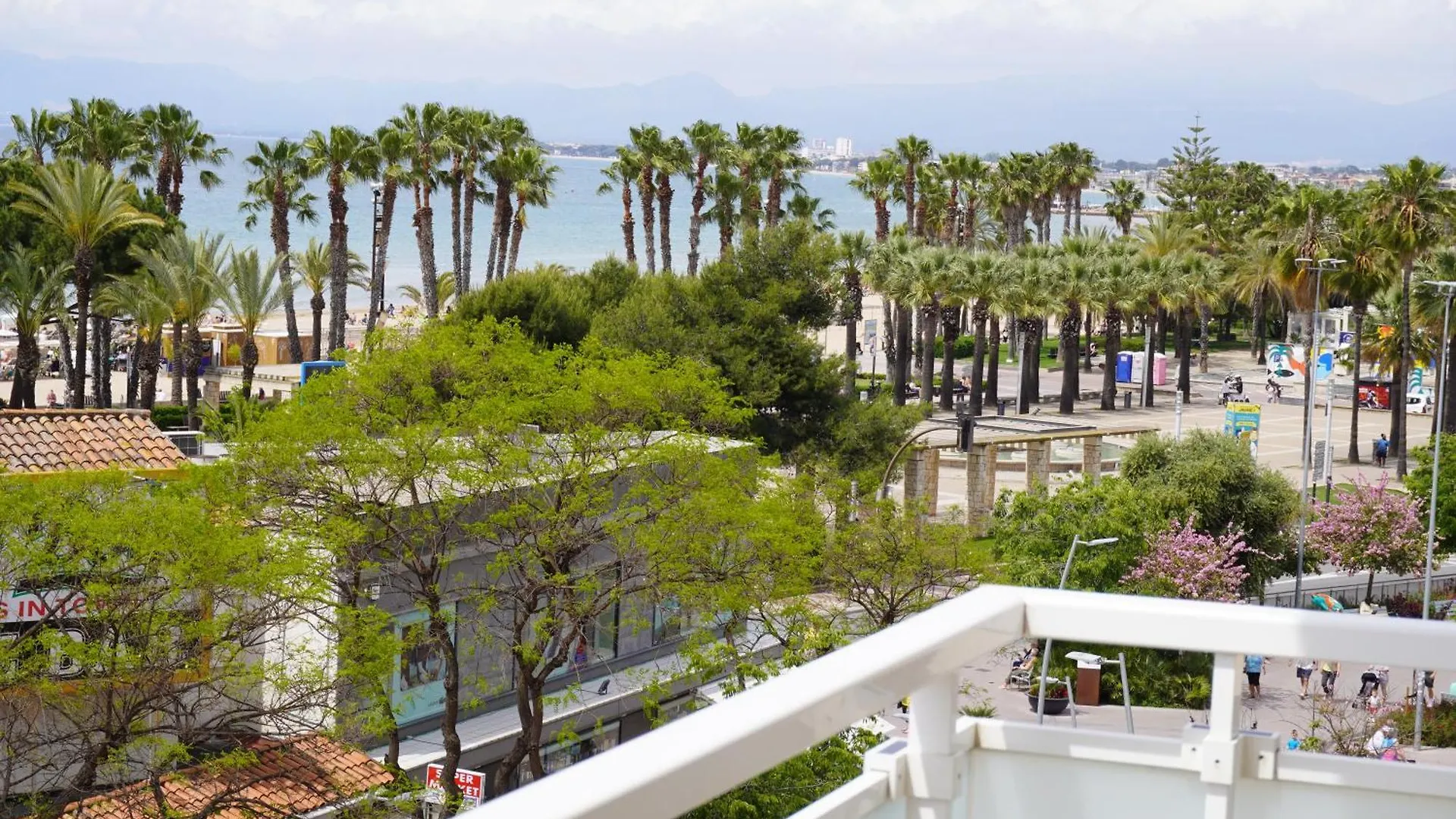 Hotel Ramrooms Tahiti Salou